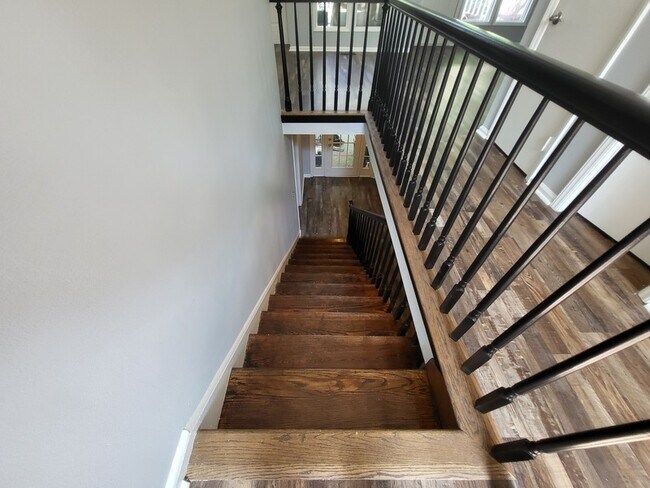 Building Photo - 3106 Point Clear Dr
