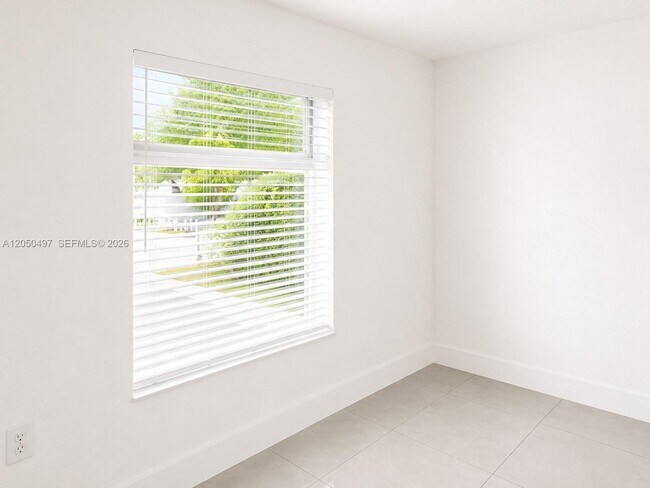 Building Photo - 1114 NW 59th St