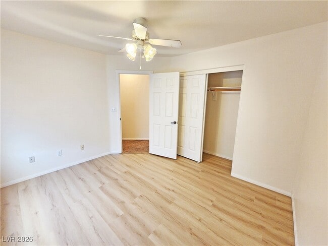 Building Photo - 3120 E Easy St