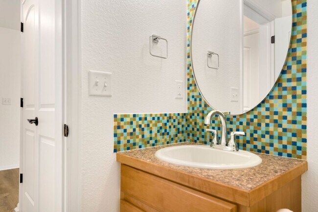 Building Photo - Open Space Views at this 3-Bedroom, 3-Bathroom, 3-Car Home!