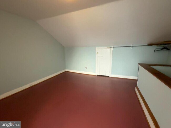 Building Photo - 53 E Wood St