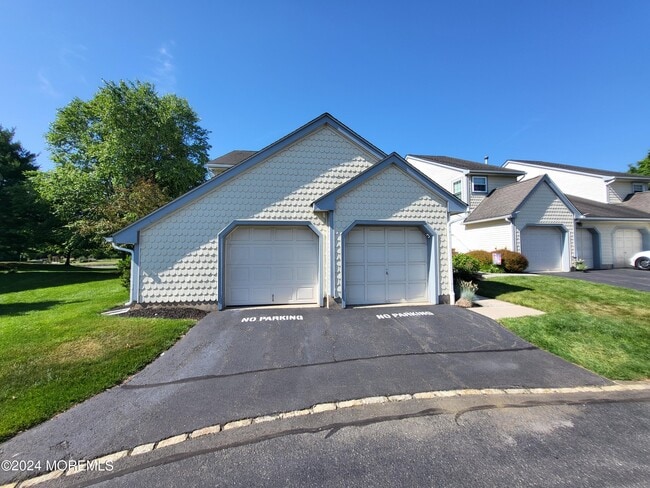 Building Photo - 120 Evergreen Ct
