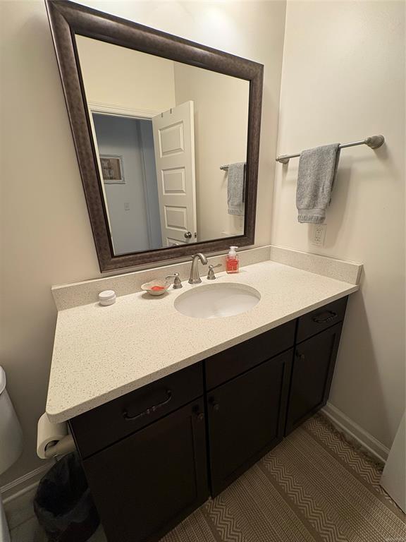 Building Photo - 9151 Cres Lodge Cir