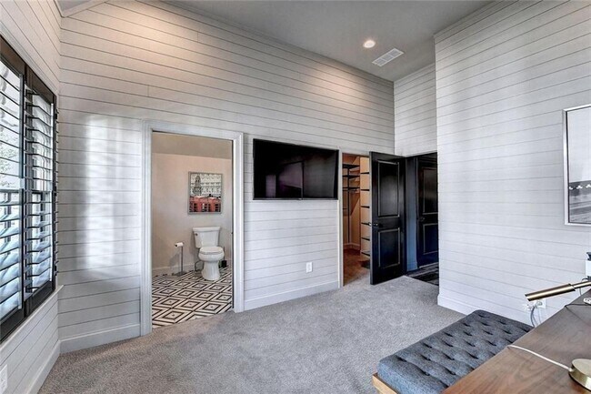 Building Photo - 2555 Brook Run