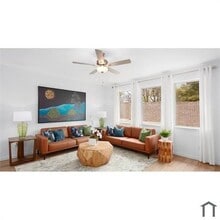 Building Photo - 2138 Croton Ave