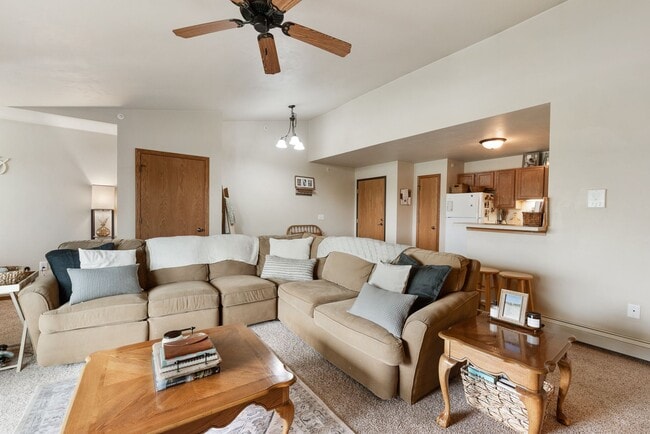 Building Photo - 1040 Timber Spgs Ct
