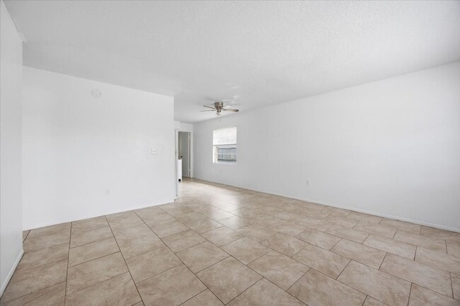 Building Photo - 2218 Brandy Pl