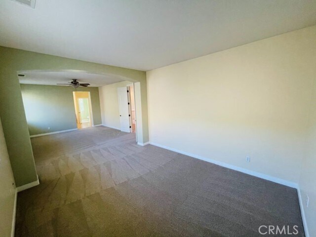 Building Photo - 1574 Glencrest Dr