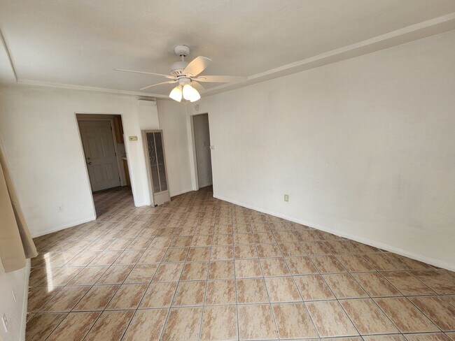 Building Photo - 2274 Kearney Ave