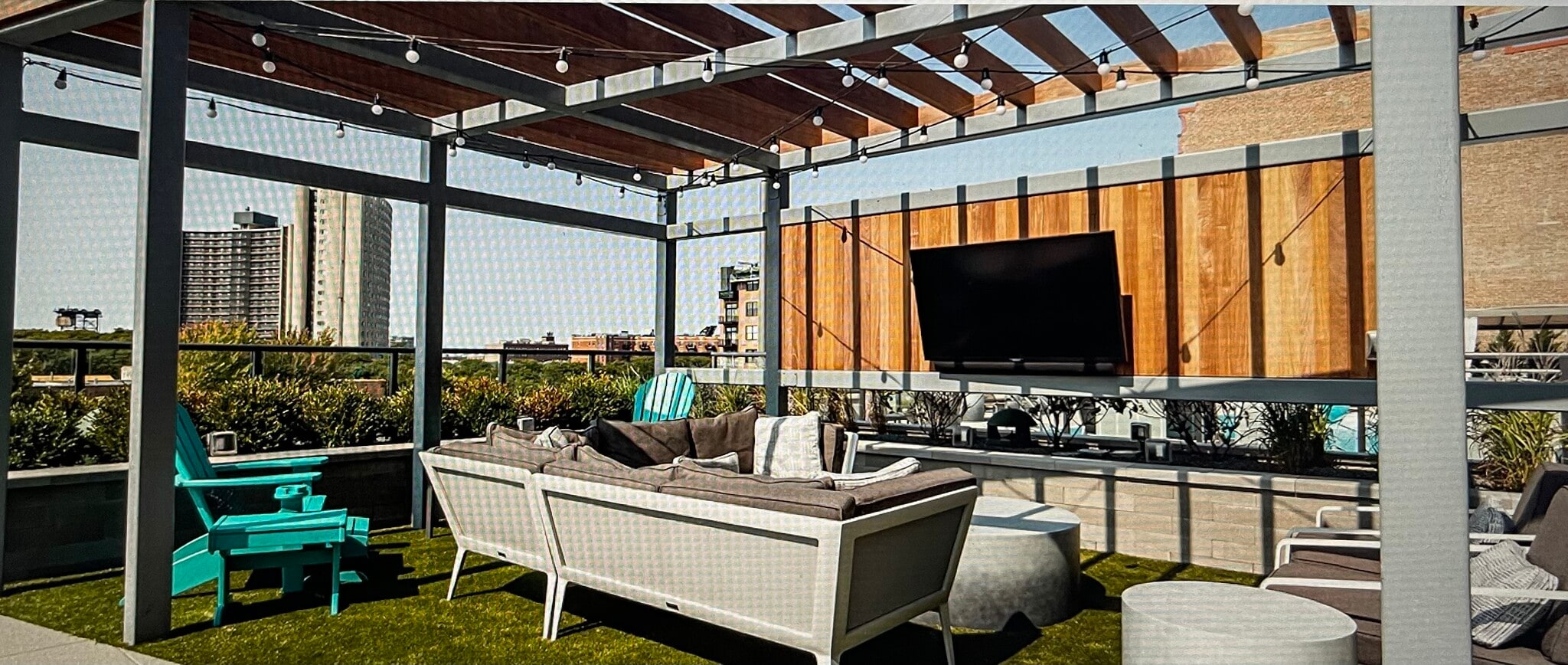 Building Photo - 2110 S Wabash Ave