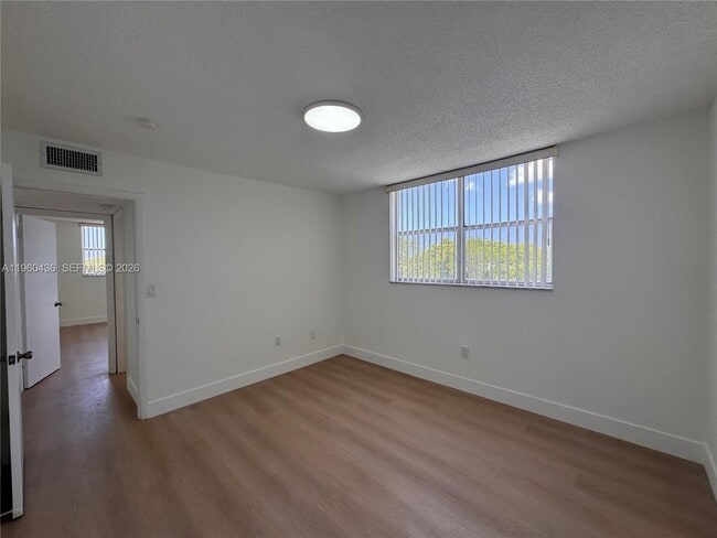 Building Photo - 1820 SW 81st Ave