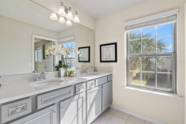 Building Photo - 5405 Misty Oak Cir