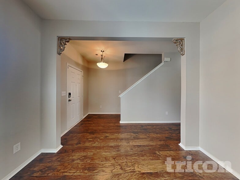 Building Photo - 9434 Darwick St