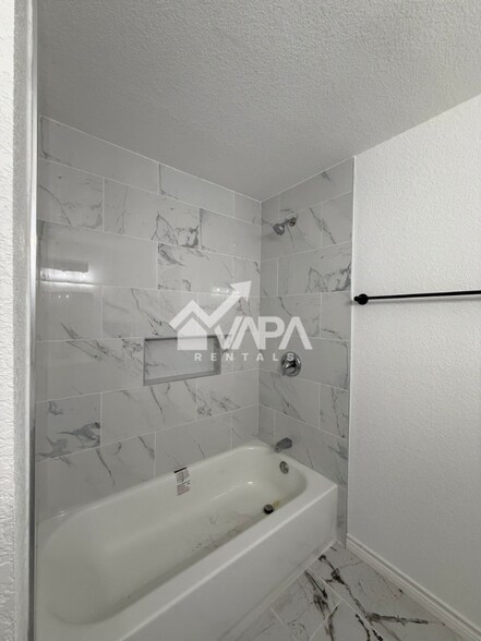 Building Photo - 530 Artemis Dr