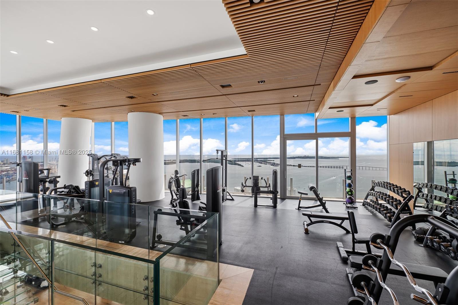 Building Photo - 300 Biscayne Boulevard Way