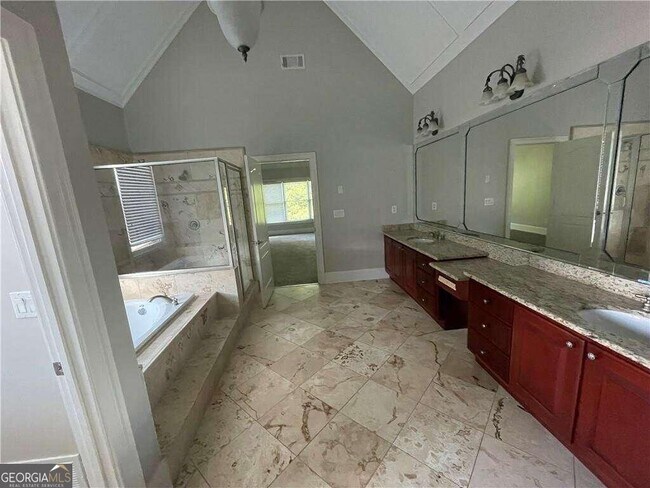 Building Photo - 8730 Sawgrass Way