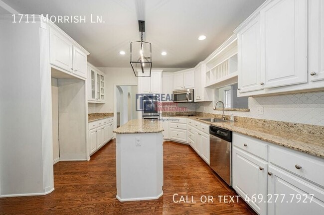 Building Photo - 1711 Morrish Ln