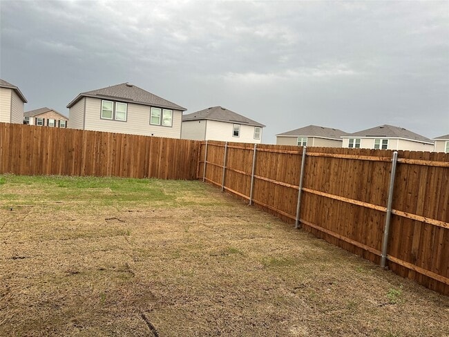 Building Photo - 129 Three Chimneys Ln