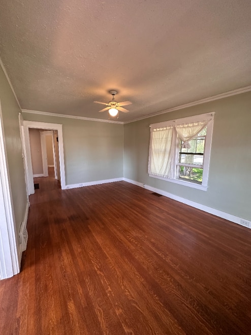 Building Photo - 111 1st St