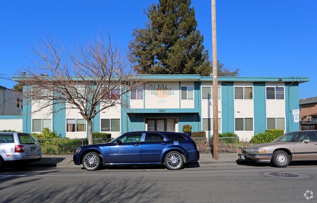 Building Photo - Val Vista Apartments