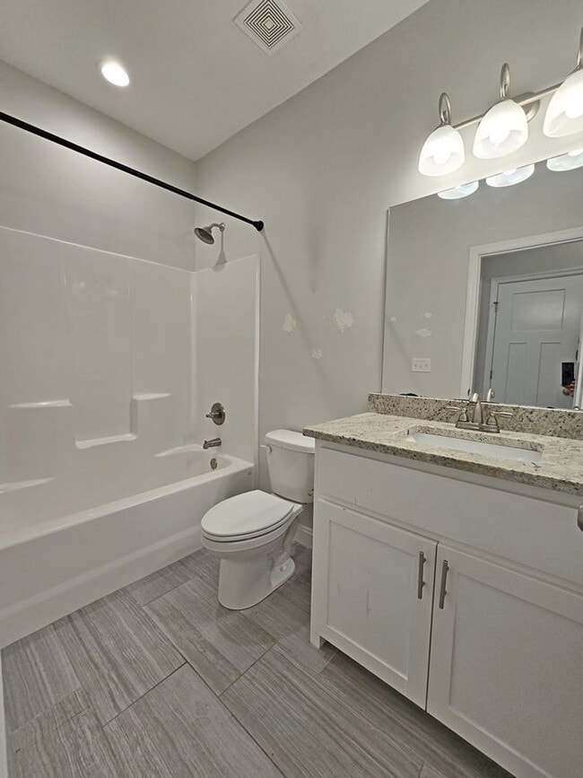 Building Photo - Stylish 4-Bedroom Home with Screened Porch...