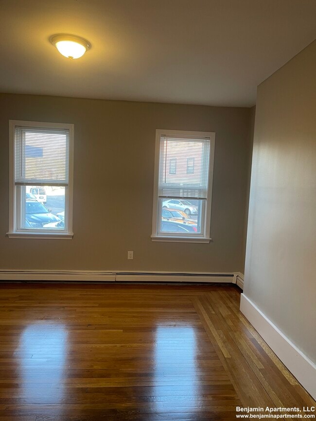 Building Photo - 75 Division St