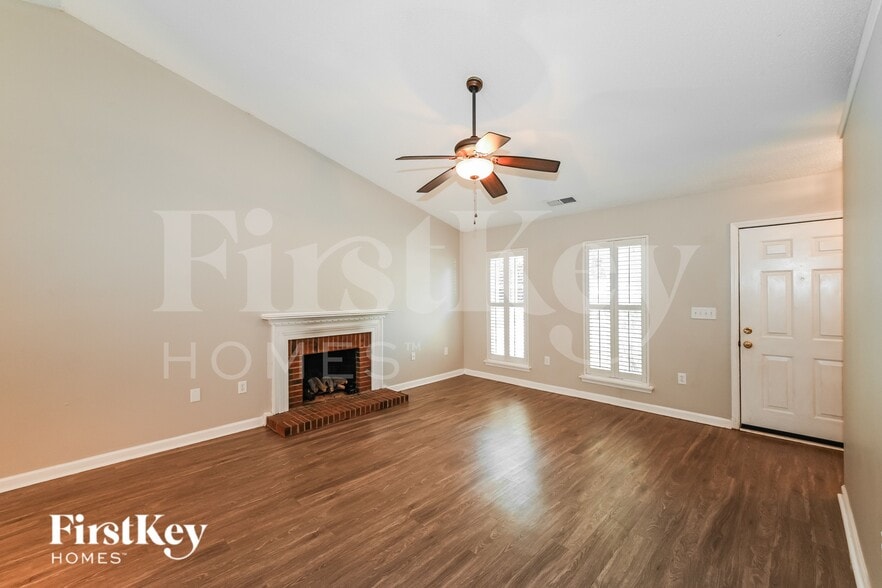 Building Photo - 16126 Amber Field Dr