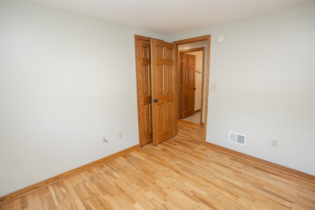 Building Photo - 409 Donna Bella Pl