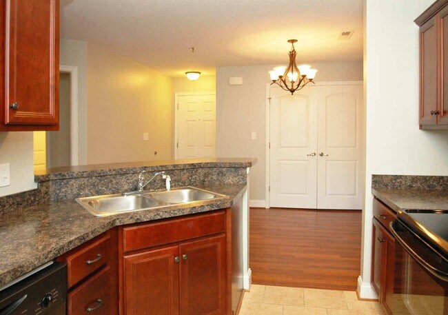Building Photo - 100 Capstone Dr
