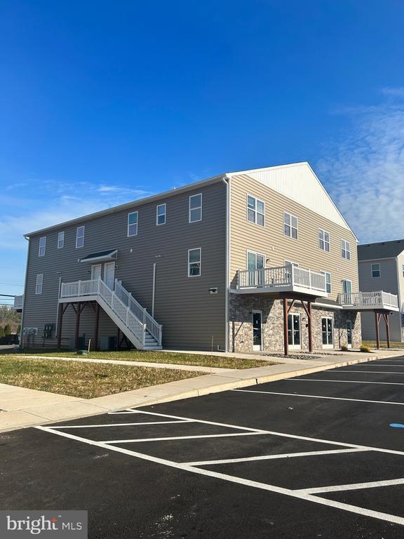 Building Photo - 3856 Ridge Pike