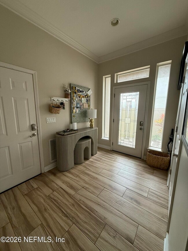 Building Photo - 875 8th St S