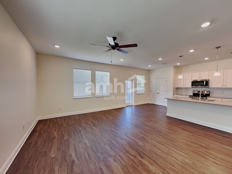 Building Photo - 2503 Sunrise Ct