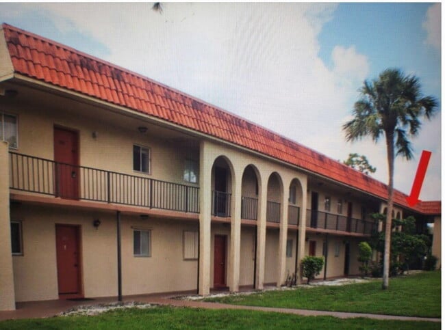Building Photo - 6094 Forest Hill Blvd