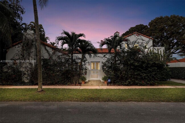 Building Photo - 4108 Palmarito St