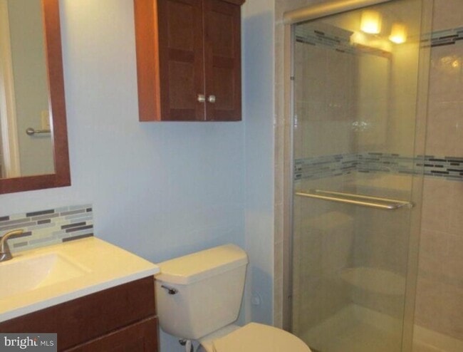 Building Photo - 526 Willow Turn