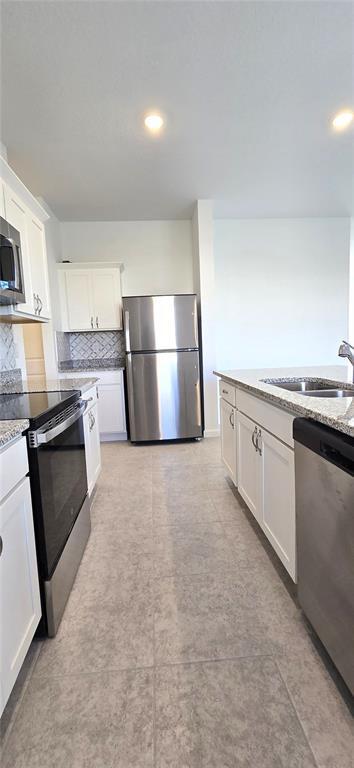 Building Photo - 2803 Poppy Ave