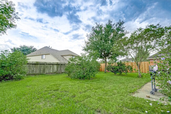 Building Photo - 24823 Cobble Canyon Ln