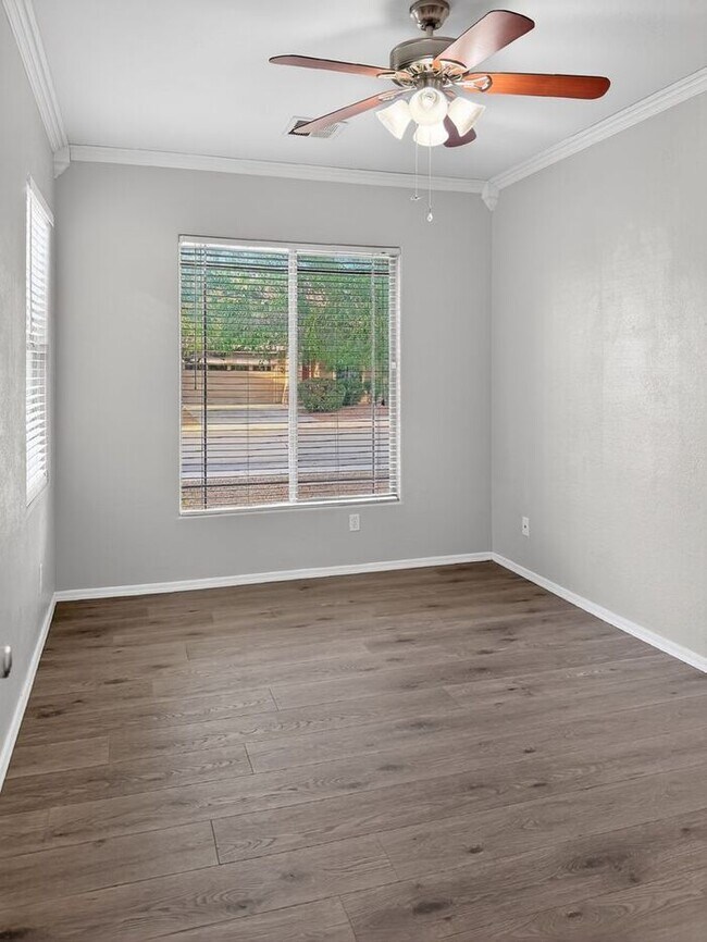 Building Photo - Single level, 4 bed 2 bath in Gilbert