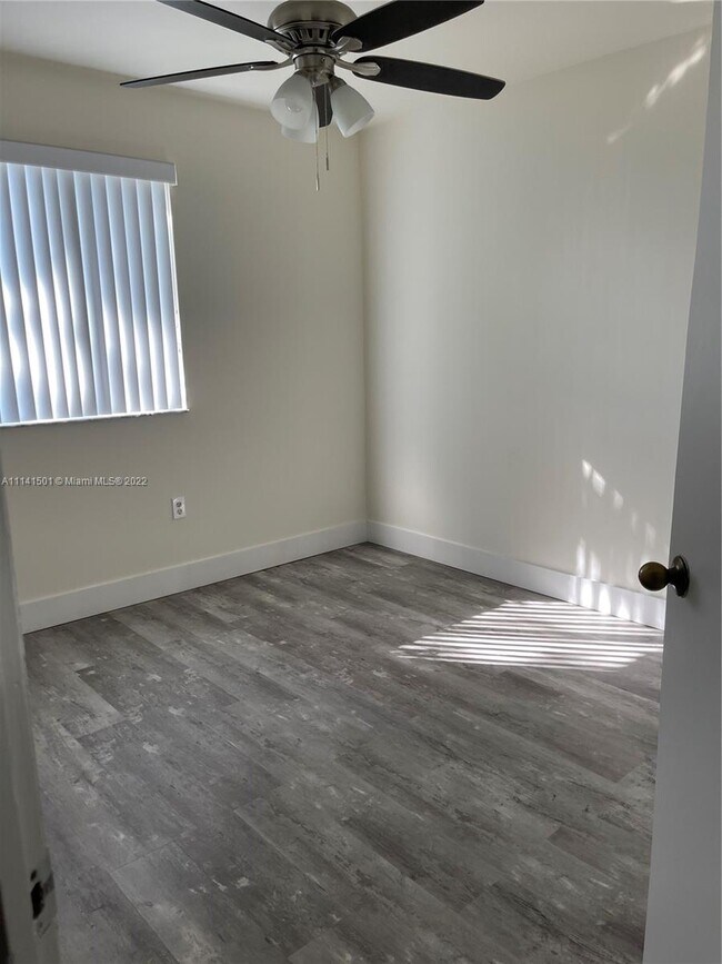 Building Photo - 13905 SW 177th Terrace