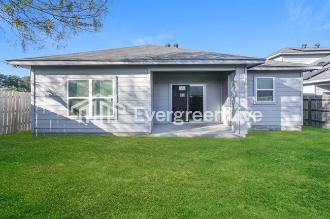 Building Photo - 1226 El Porvenir Dr