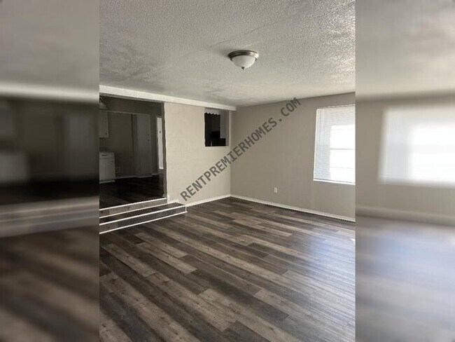 Building Photo - 701 NE 81st St