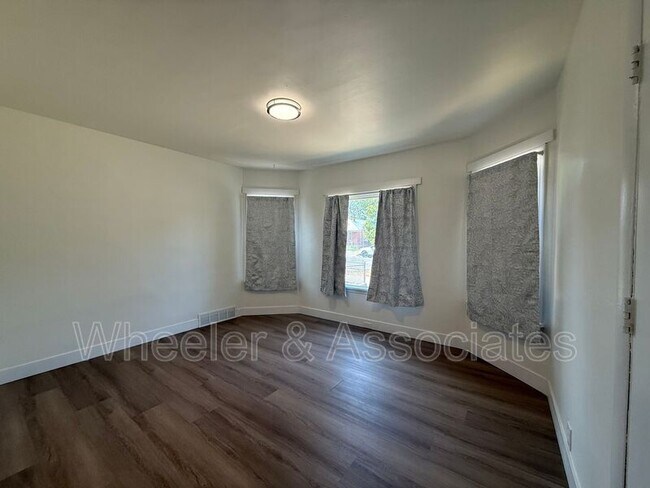 Building Photo - 3114 Adams Ave