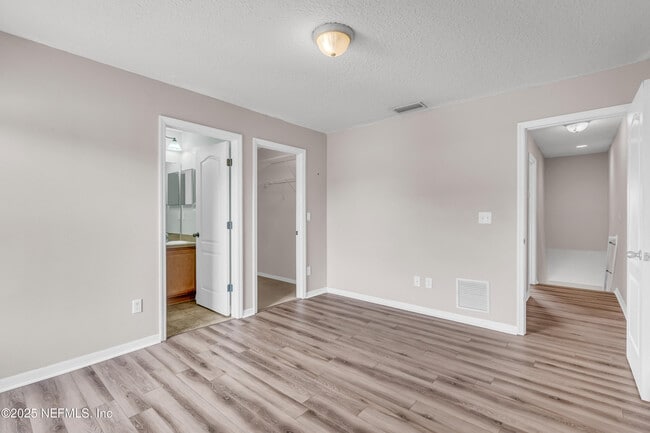 Building Photo - 415 Cabernet Pl