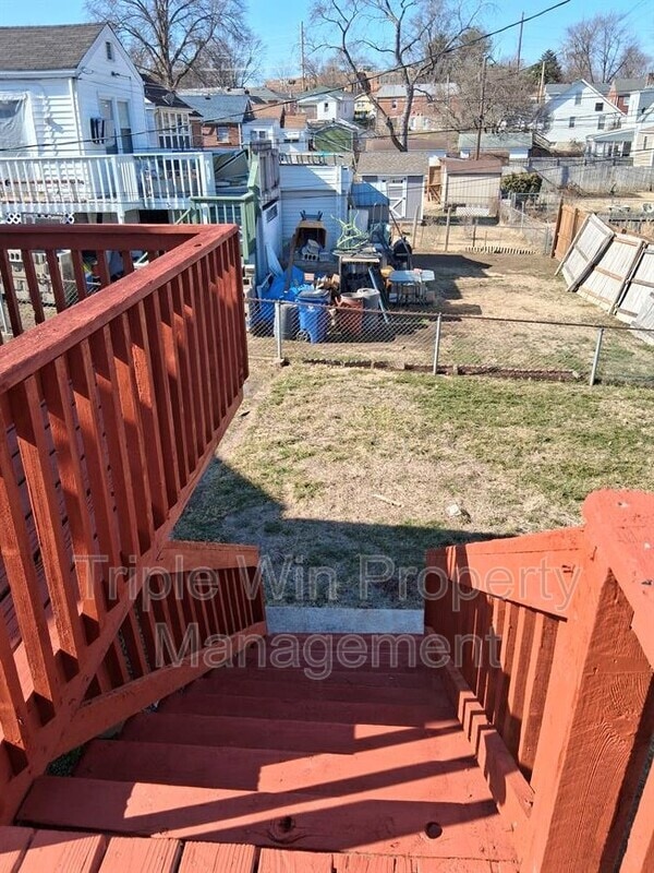 Building Photo - 313 Carthage Ave