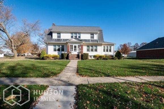 Primary Photo - AVAILABLE NOW! - 340 W MAPLE STREET, DESHL...