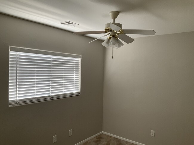 Building Photo - 8975 Spring Peeper Ave