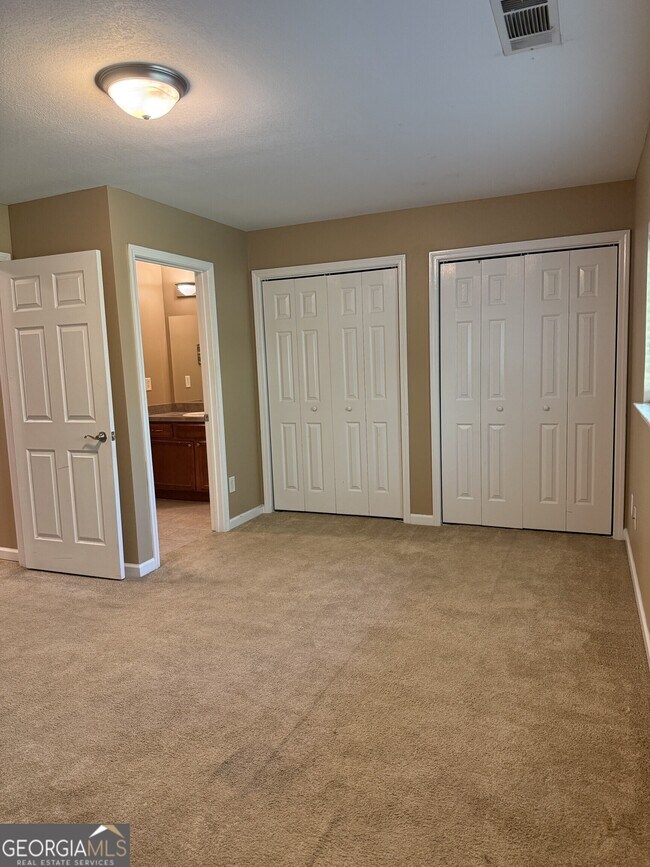 Building Photo - 235 Tower Commons Rd