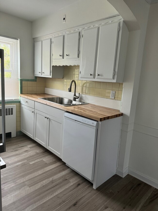 Building Photo - 3148 Werk Rd