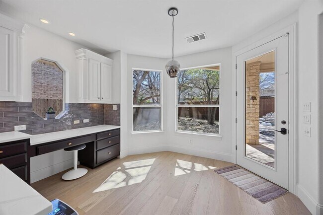 Building Photo - 1409 Vibar Cove