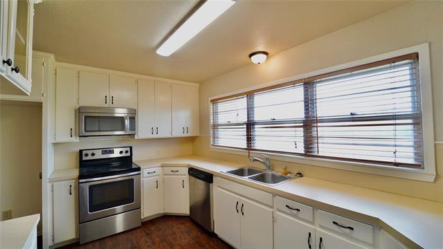 Building Photo - 3010 Inspiration Dr